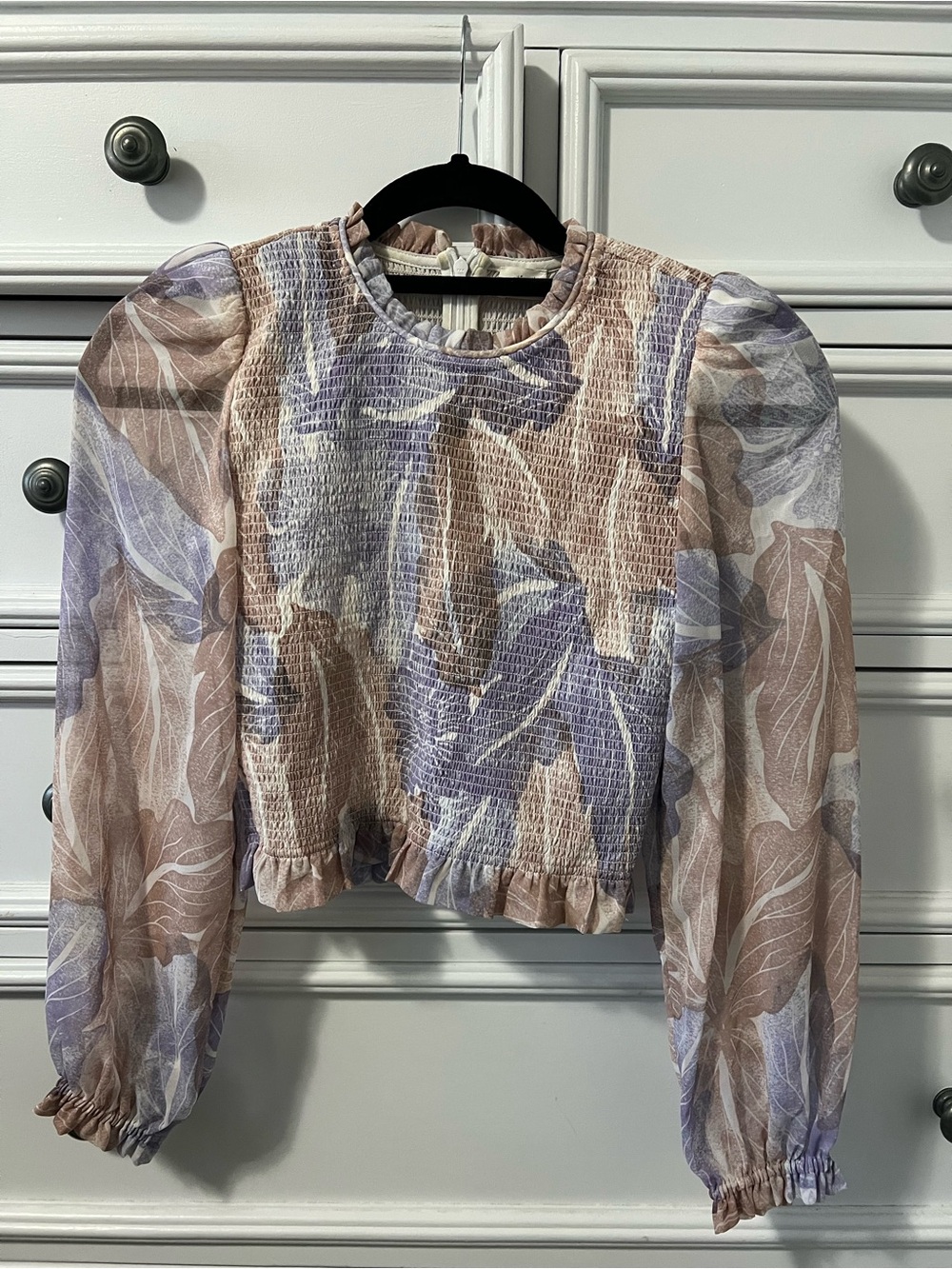 Wilfred Mauve and Cream Smocked Puff-Sleeve Crop Top